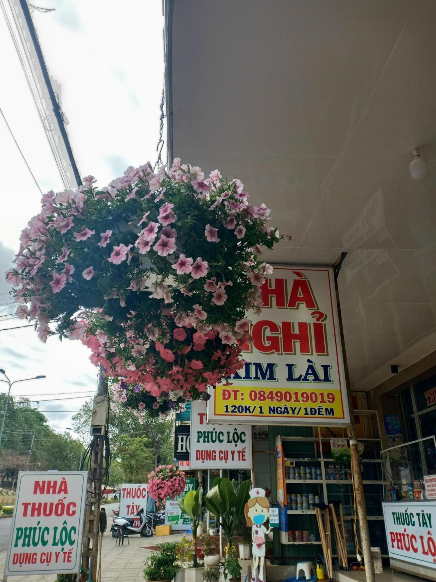Nha Nghi Kim Lai - Doi Dien Benh Vien Tinh Gia Lai -132 Ton That Tung Pleiku Exterior foto